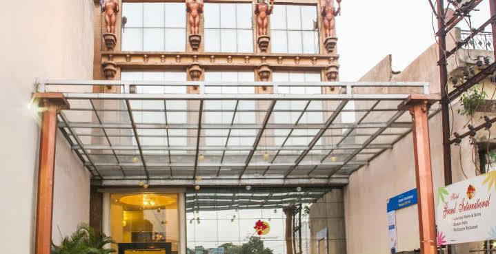 Hotel Grand International Rāipur Extérieur photo