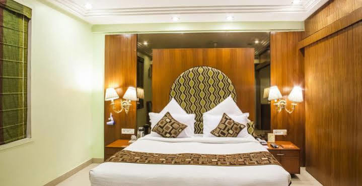 Hotel Grand International Rāipur Extérieur photo